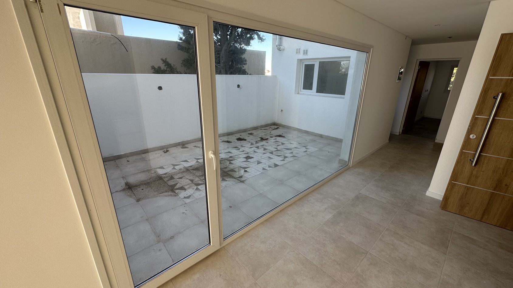 AMPLIO DEPTO DE 1 DORMITORIO A METROS DEL MAR
