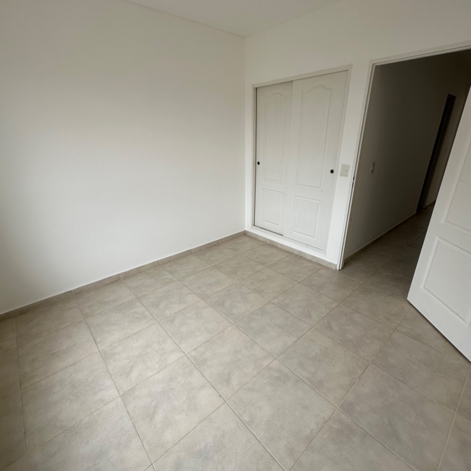 DUPLEX 2 DORMITORIOS CON PATIO Y TERRAZA