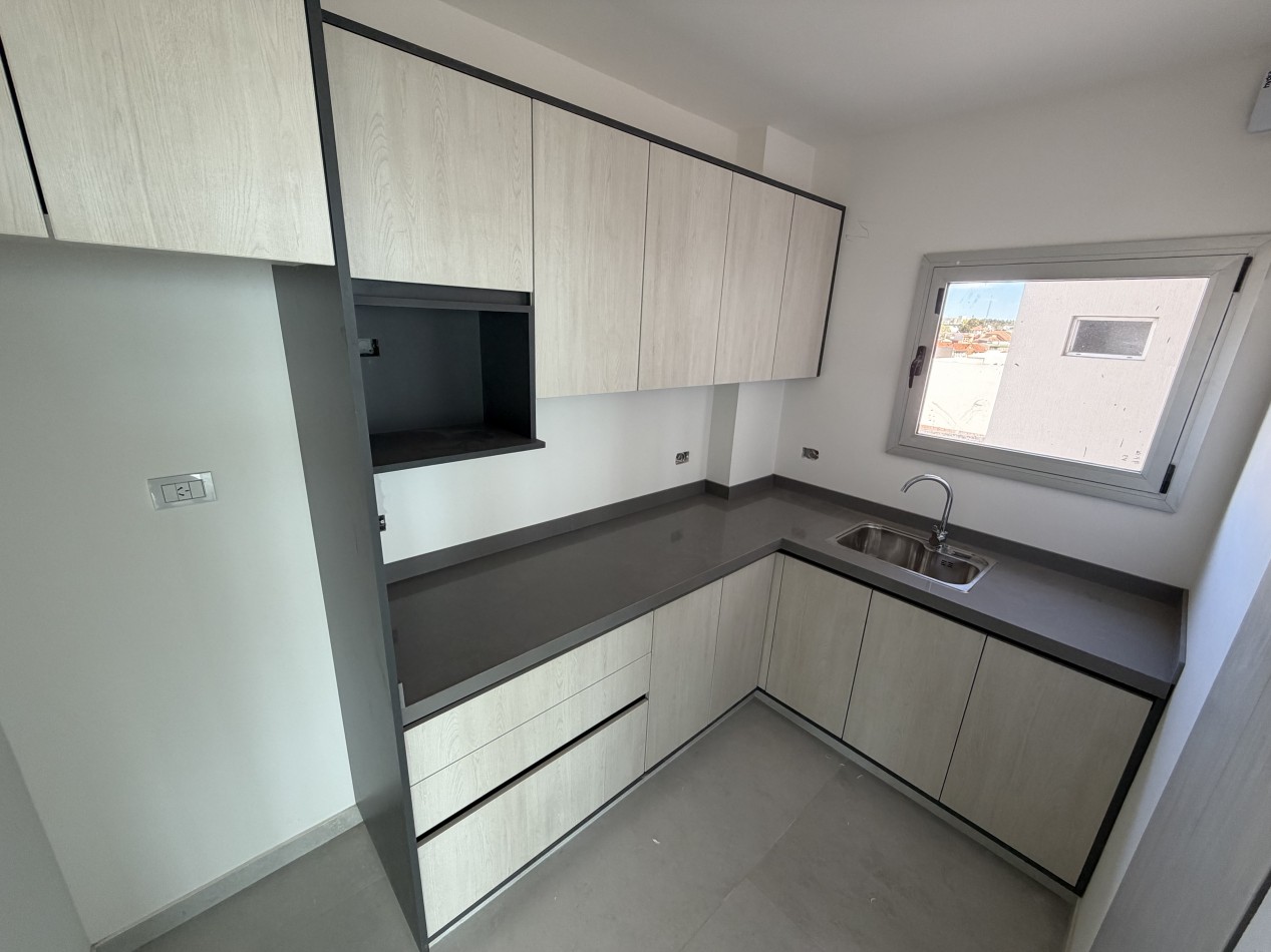 OFICINA 185 m² A ESTRENAR CON VISTA AL MAR