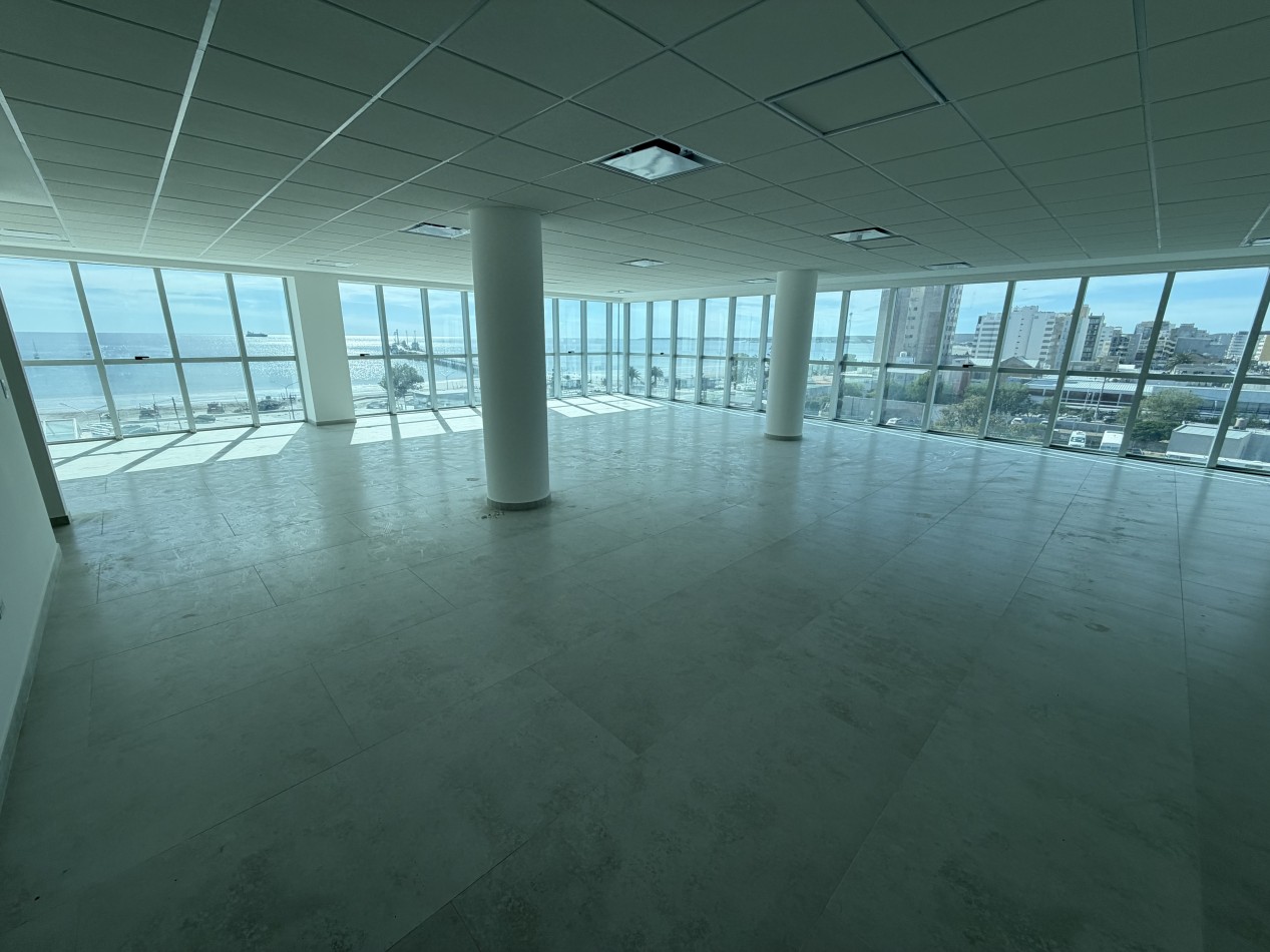 OFICINA 185 m² A ESTRENAR CON VISTA AL MAR