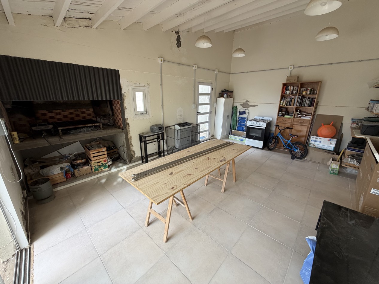 CASA 2 DORMITORIOS CON PATIO Y QUNCHO