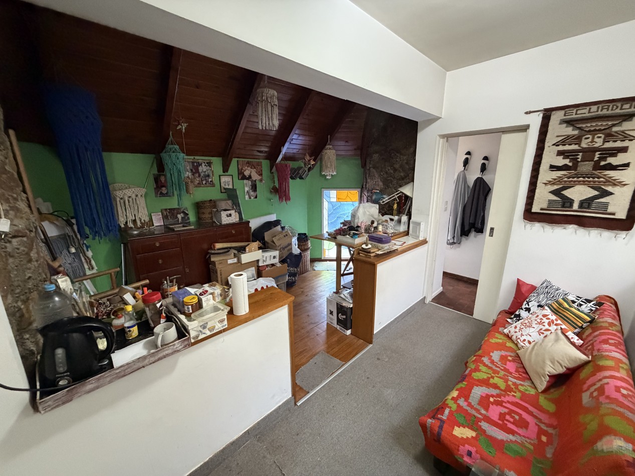 CASA 3 DORMITORIOS + DEPTO 1 DORMITORIO