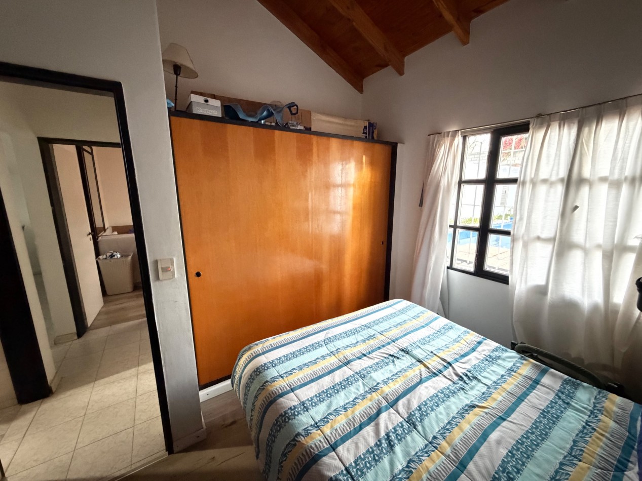 CASA DE 2 DORMITORIOS CON PATIO Y PILETA EN BARRIO SUR