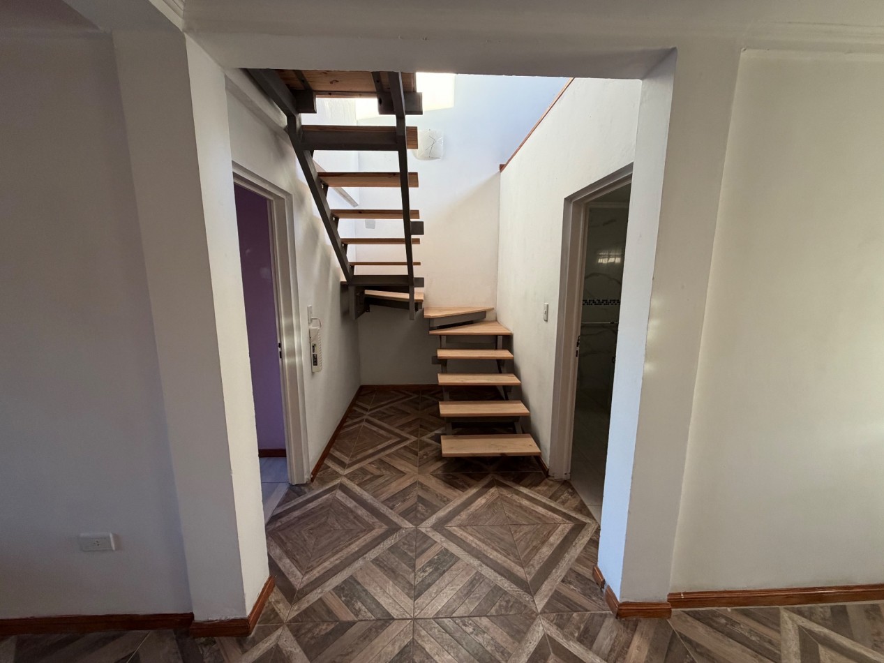 DUPLEX 2 DORMITORIOS CON PATIO 
