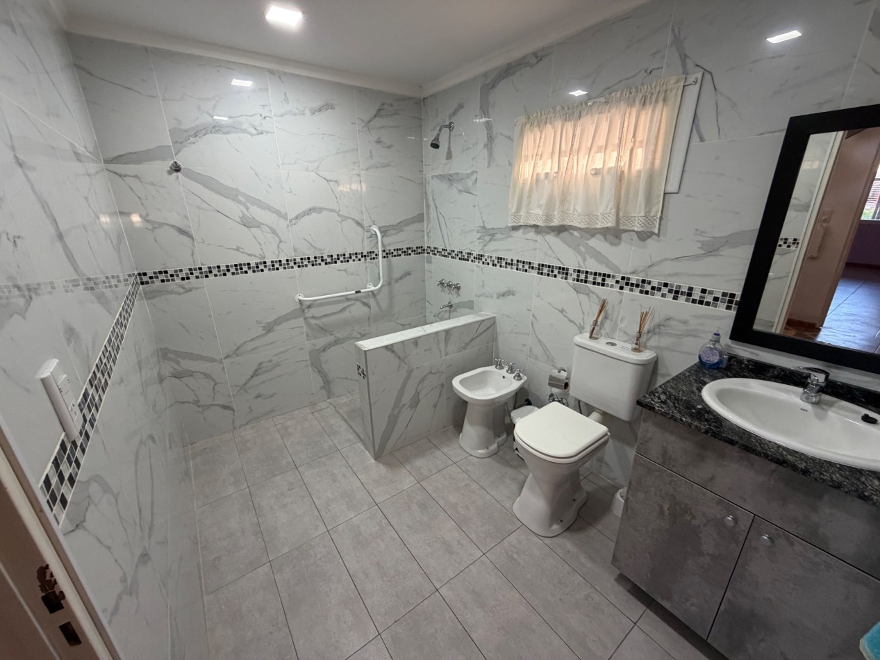 DUPLEX 2 DORMITORIOS CON PATIO 