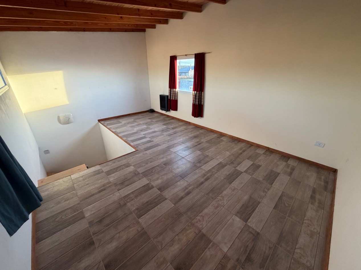 DUPLEX 2 DORMITORIOS CON PATIO 